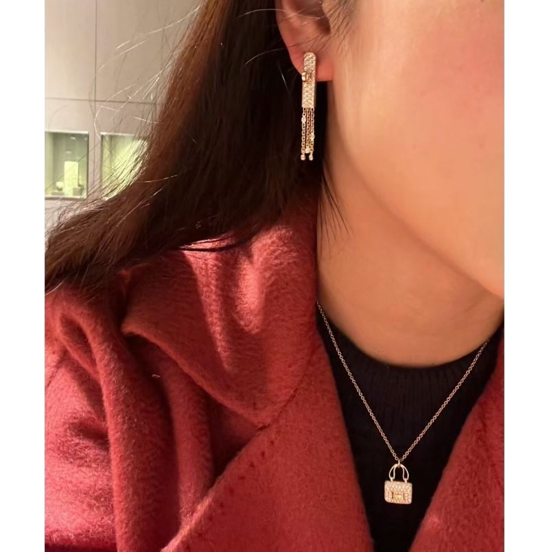 Unclassified Brand Earrings